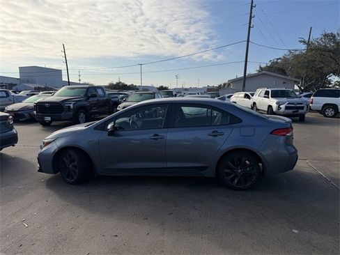 Used 2023 Toyota Corolla SE image 8