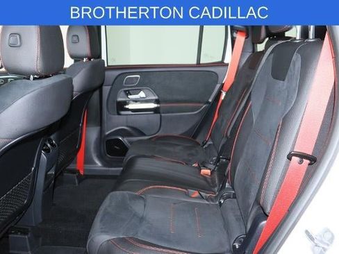 Used 2025 Mercedes-Benz GLB 35 AMG 4MATIC image 30