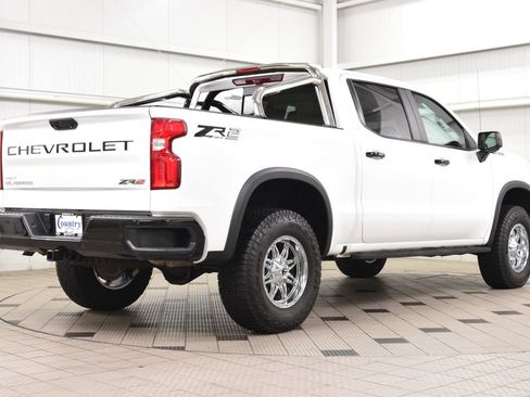 Used 2023 Chevrolet Silverado 1500 ZR2 w/ Technology Package AWD/4WD image 8