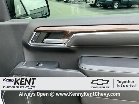 Used 2023 Chevrolet Silverado 1500 RST w/ Redline Edition image 22