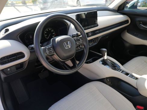 Used 2024 Honda HR-V LX image 15