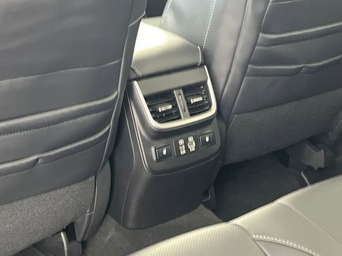 Certified 2023 Subaru Outback Limited image 39