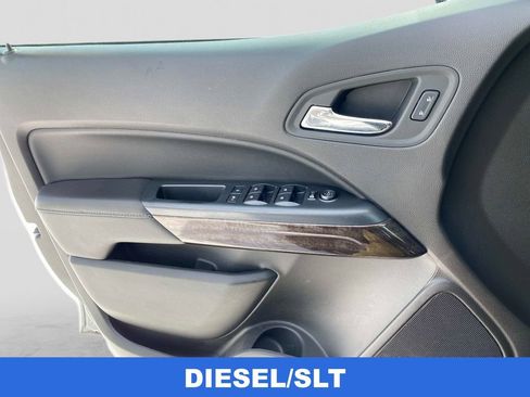 Used 2016 GMC Canyon SLT w/ Driver Alert Package image 24