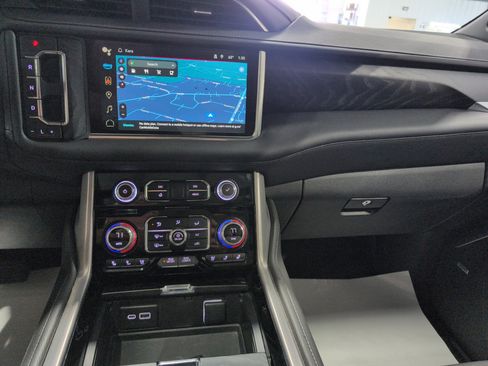 Used 2022 GMC Yukon Denali image 19