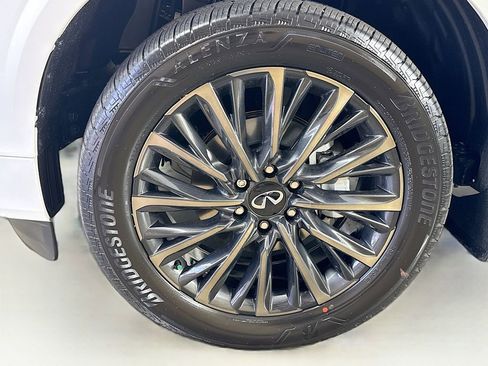 New 2026 INFINITI QX80 Autograph image 43