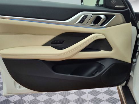 Used 2025 BMW i4 xDrive40i w/ Premium Package image 18