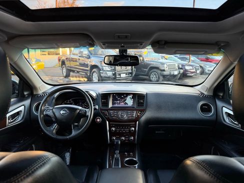 Used 2015 Nissan Pathfinder Platinum image 25