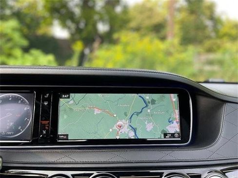Used 2017 Mercedes-Benz Maybach S 550 4MATIC image 40