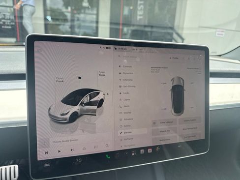 Used 2023 Tesla Model 3 Performance AWD/4WD image 11