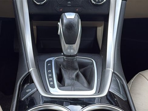 Used 2013 Ford Fusion SE image 25