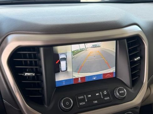 Used 2019 GMC Acadia Denali w/ Technology Package FWD image 25