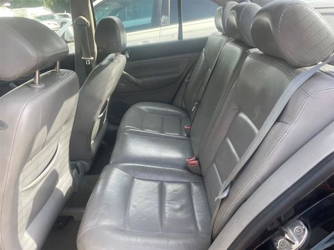 Used 2005 Volkswagen Jetta GLS FWD image 12