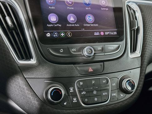 Used 2019 Chevrolet Malibu LT FWD image 23