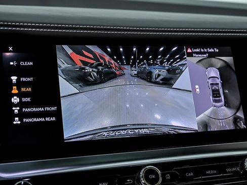 Used 2022 Bentley Flying Spur V8 AWD/4WD image 33
