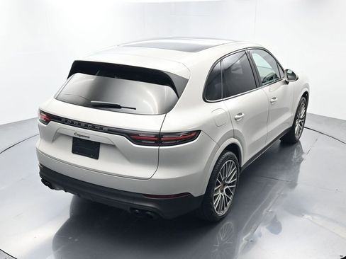 Certified 2023 Porsche Cayenne Platinum Edition AWD/4WD image 40