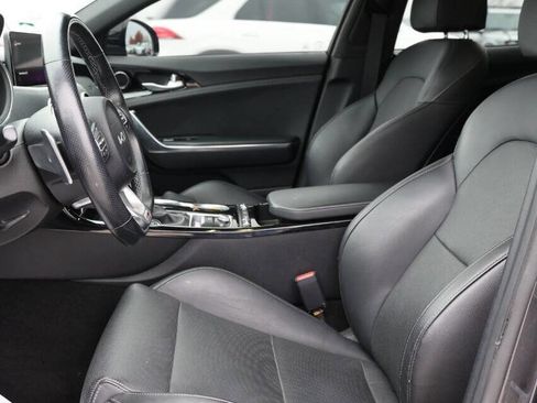 Used 2022 Kia Stinger GT-Line image 13