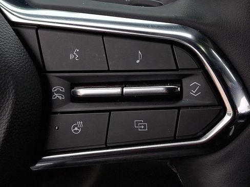 Used 2025 Chevrolet Equinox LT AWD/4WD image 22