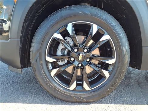 Used 2021 Chevrolet TrailBlazer LT image 10
