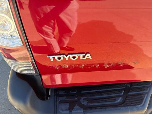 Used 2010 Toyota Tacoma 2WD Regular Cab image 18
