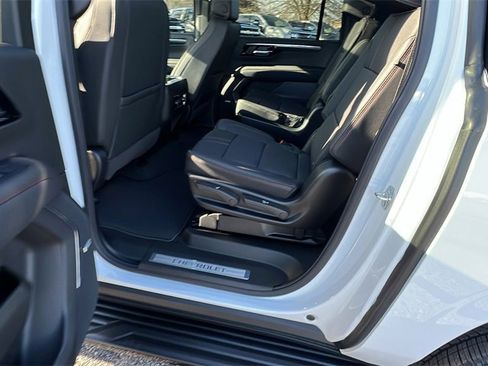 New 2026 Chevrolet Suburban RST w/ Comfort Package image 18