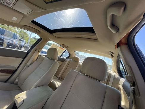Used 2010 Honda Accord EX image 22