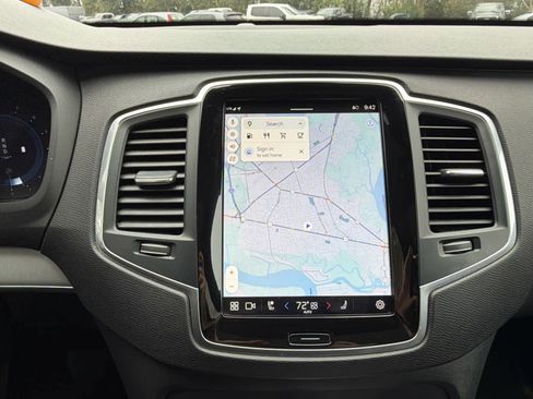 Certified 2024 Volvo XC90 B5 Core w/ Climate Package image 30