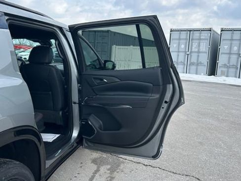 New 2026 Chevrolet Traverse RS image 41