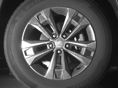 Used 2025 Chevrolet Equinox LT image 13