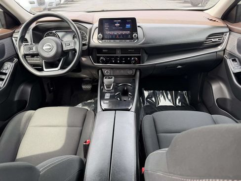 Used 2023 Nissan Rogue S FWD image 20