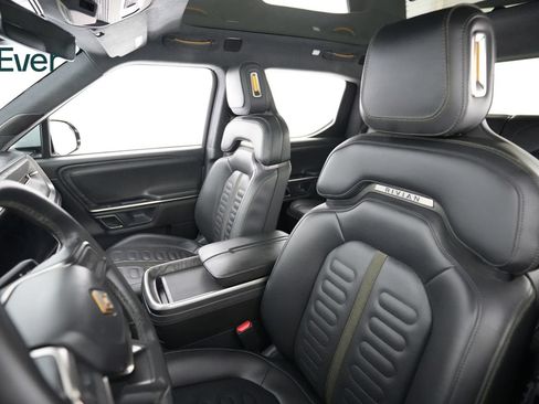 Used 2023 Rivian R1T Adventure AWD/4WD image 4