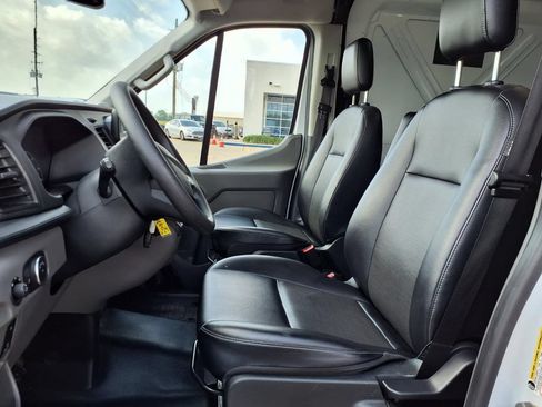 Certified 2024 Ford Transit 250 148 High Roof Extended RWD image 25