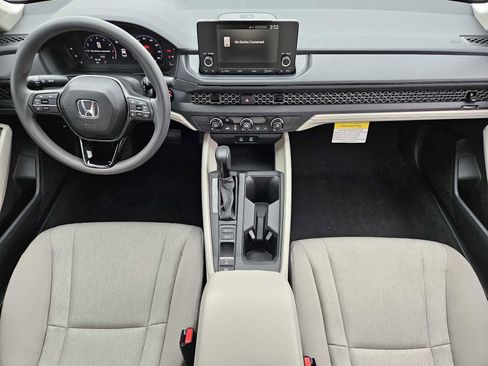 Used 2025 Honda Accord LX image 22