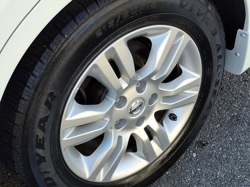 Used 2010 Nissan Altima 2.5 S w/ Convenience Pkg image 12