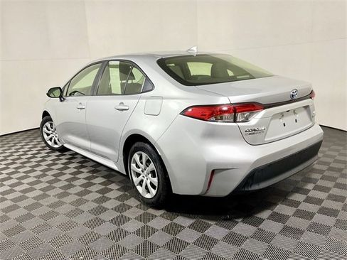 Used 2024 Toyota Corolla LE image 10