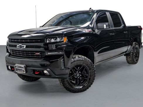 Used 2021 Chevrolet Silverado 1500 LT Trail Boss w/ Convenience Package II AWD/4WD image 4