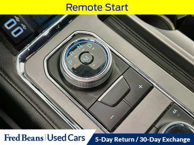 Used 2019 Ford Expedition XLT w/ Equipment Group 202A AWD/4WD image 22