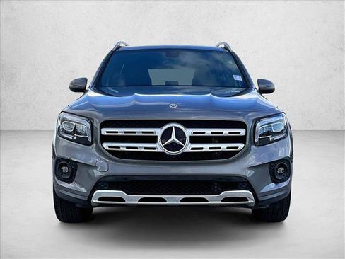 Used 2022 Mercedes-Benz GLB 250 image 3
