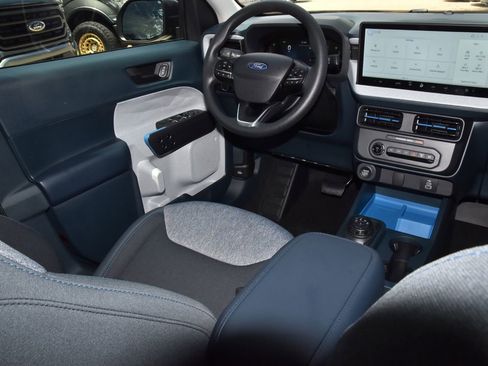 Certified 2026 Ford Maverick XLT FWD image 15