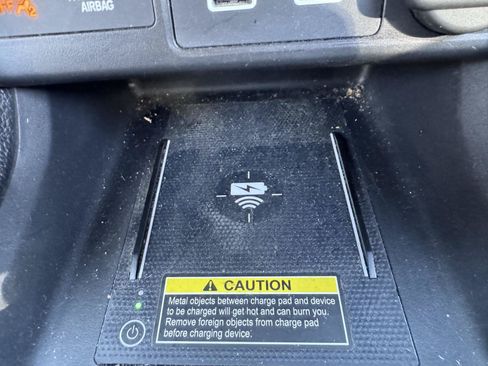 Used 2023 Honda Civic Touring image 13