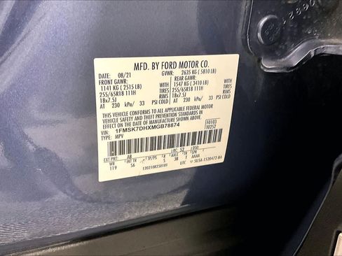 Used 2021 Ford Explorer XLT w/ Equipment Group 202A RWD image 32