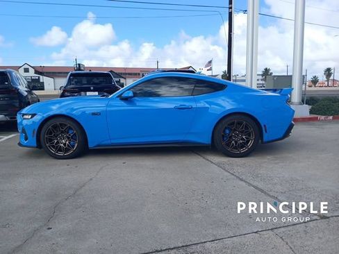 Used 2024 Ford Mustang GT Premium w/ GT Performance Package RWD image 7
