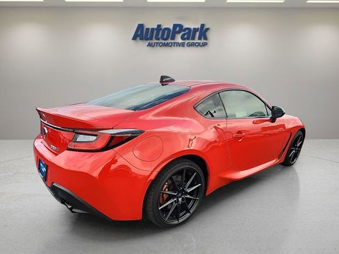 Used 2025 Subaru BRZ tS RWD image 8