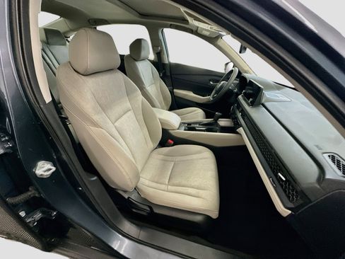 Used 2023 Honda Accord EX image 32