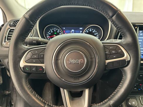 Used 2017 Jeep Compass Limited AWD/4WD image 11