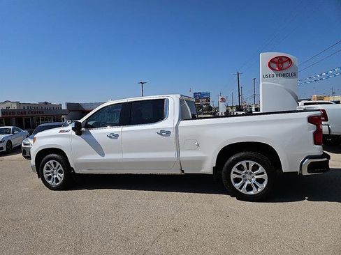 Used 2024 Chevrolet Silverado 1500 LTZ image 2