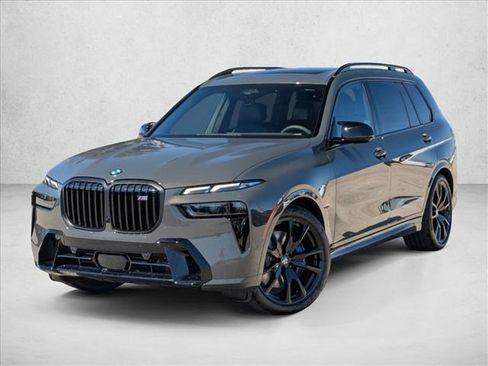 New 2026 BMW X7 M60i image 1