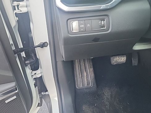 New 2026 GMC Acadia Elevation image 12