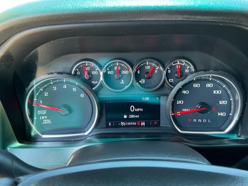 Used 2021 Chevrolet Silverado 1500 LT Trail Boss w/ Convenience Package II AWD/4WD image 10