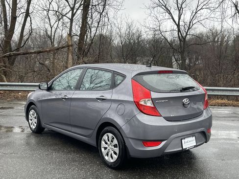 Used 2016 Hyundai Accent SE image 7