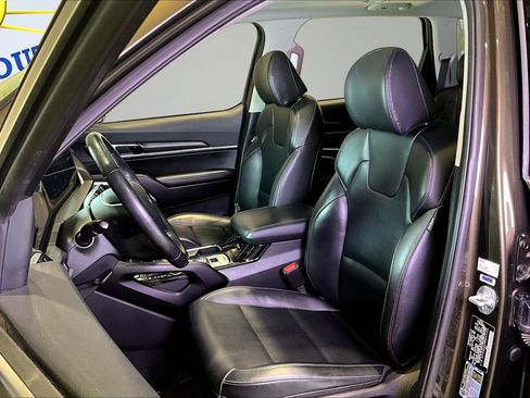 Used 2024 Kia Telluride S w/ S Sunroof Package AWD/4WD image 21